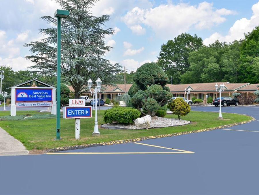 Cheshire Welcome Inn Exterior photo